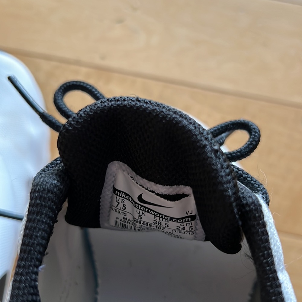 Nike Air Max Thea - gently worn, great condition - Picture 5 of 5